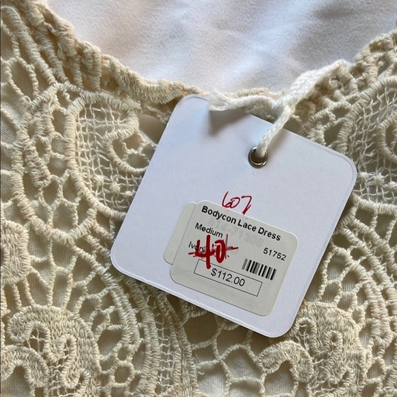 Bobi Cream Lace Dress - medium - Picture 3 of 3